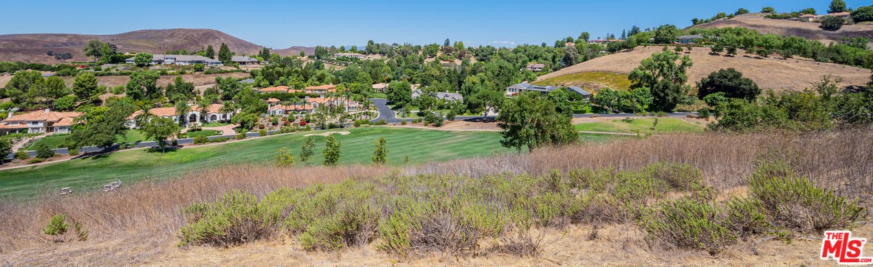 1090 Vista Ridge Ln, Thousand Oaks CA  91362-5614 exterior