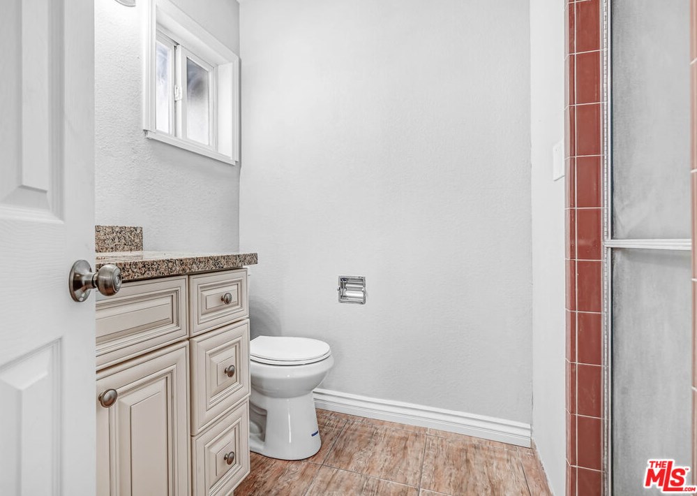 12960 Osage Rd, Apple Valley CA  92308-6508 exterior