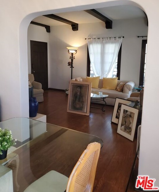 4250 Garthwaite Ave, Los Angeles CA  90008-5249 exterior
