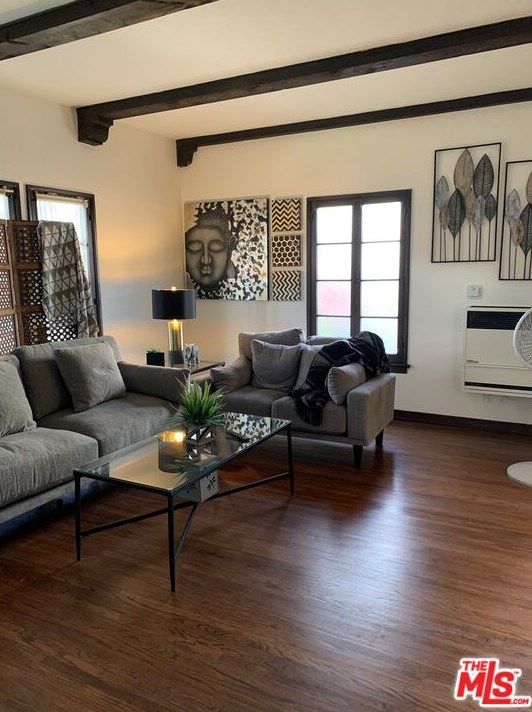 4250 Garthwaite Ave, Los Angeles CA  90008-5249 exterior
