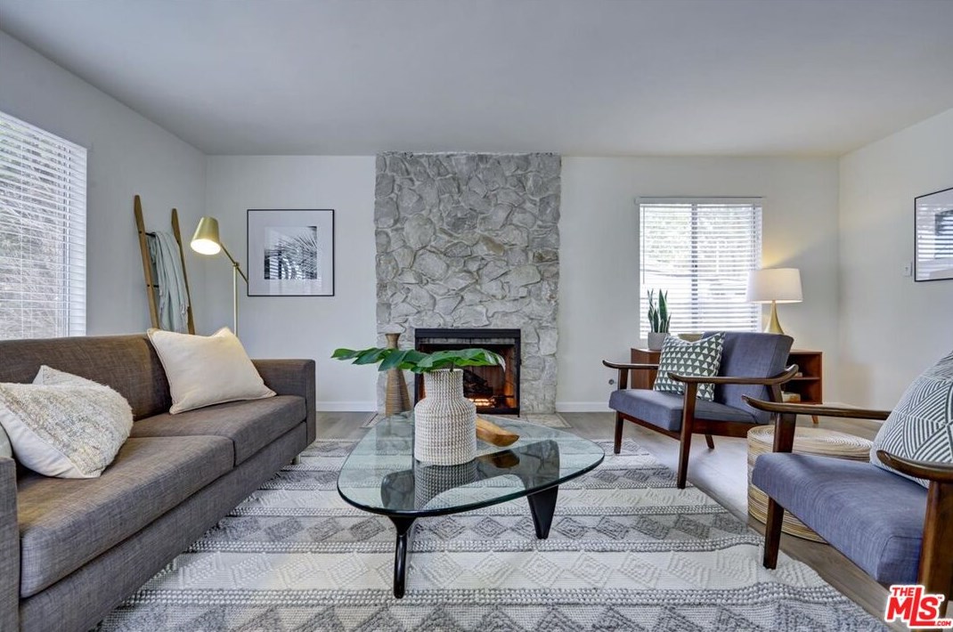 3411 Barrington Ave, Los Angeles CA  90049-4432 exterior