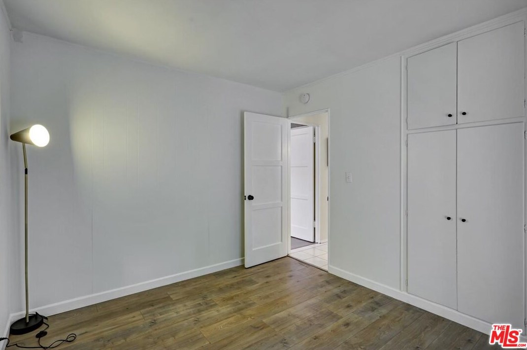 3411 Barrington Ave, Los Angeles CA  90049-4432 exterior