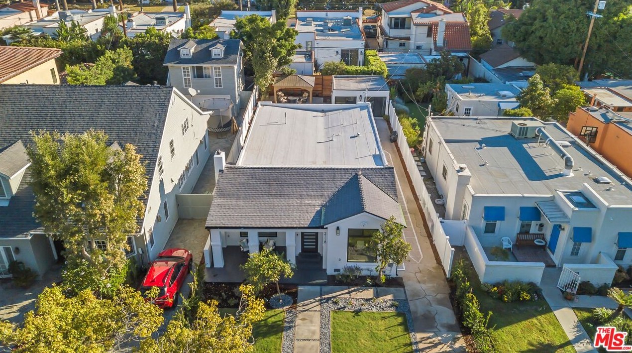 2118 Glendon Ave, Los Angeles CA  90025-6326 exterior