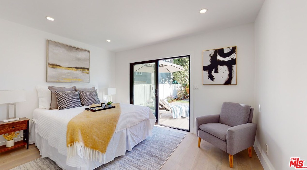 2118 Glendon Ave, Los Angeles CA  90025-6326 exterior