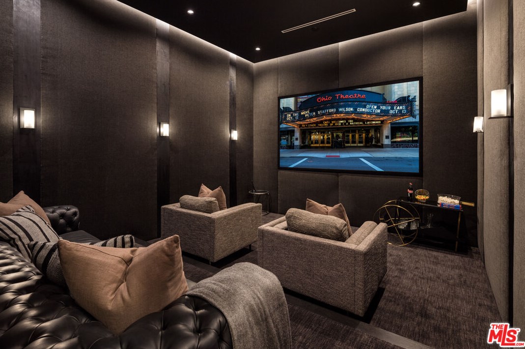 417 Kenter Ave, Los Angeles CA  90049-1932 exterior