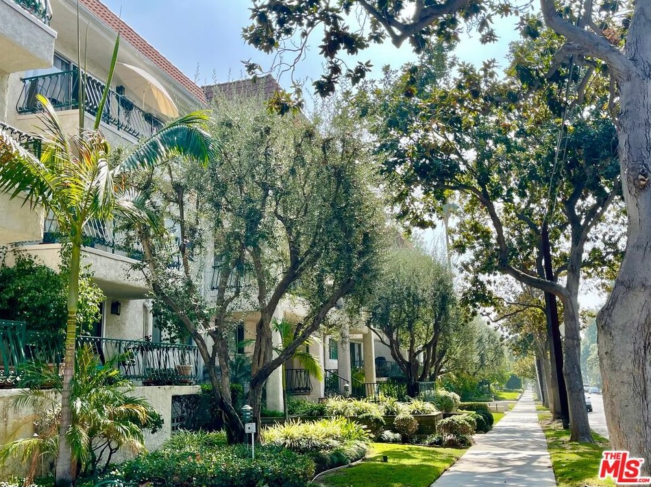 420 Madison Ave, Pasadena CA  91101-3331 exterior