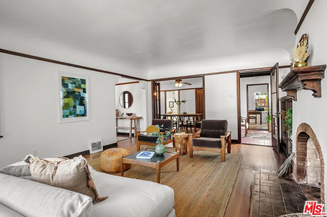 5223 Maywood Ave, Los Angeles CA  90041-1213 exterior