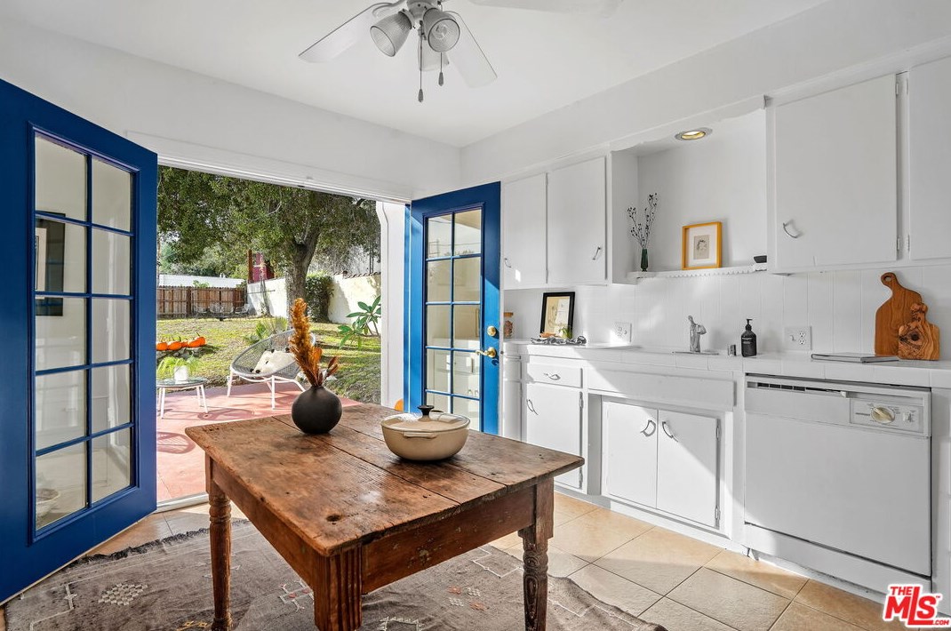 5223 Maywood Ave, Los Angeles CA  90041-1213 exterior