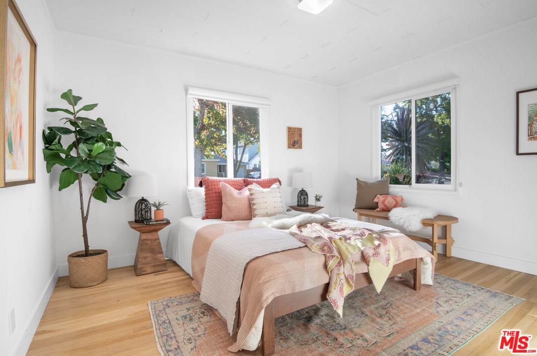 7722 Midfield Ave, Los Angeles CA  90045-3236 exterior