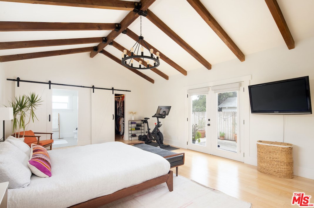 1727 39th Pl, Los Angeles CA  90062-1339 exterior