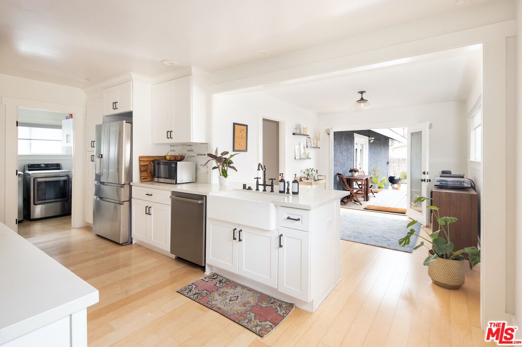 1727 39th Pl, Los Angeles CA  90062-1339 exterior