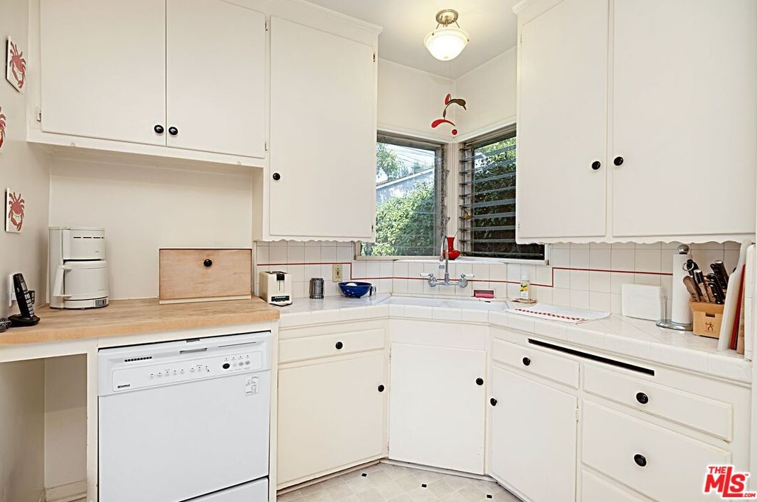 1717 Preuss Rd, Los Angeles CA  90035-4311 exterior