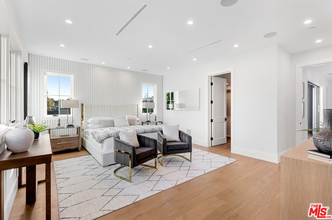 1773 Preuss Rd, Los Angeles CA  90035-4311 exterior