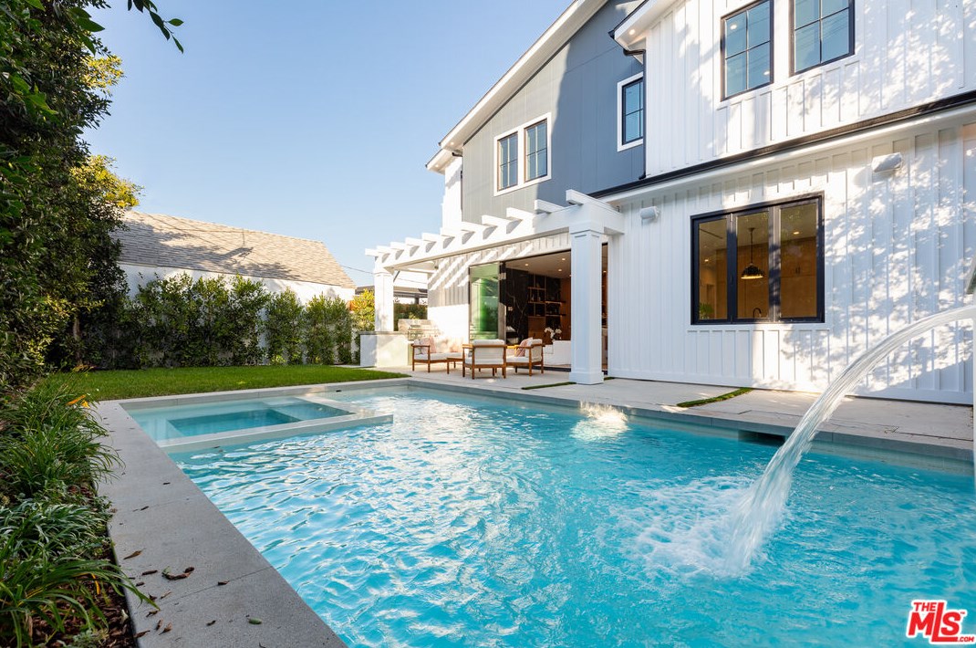 1773 Preuss Rd, Los Angeles CA  90035-4311 exterior