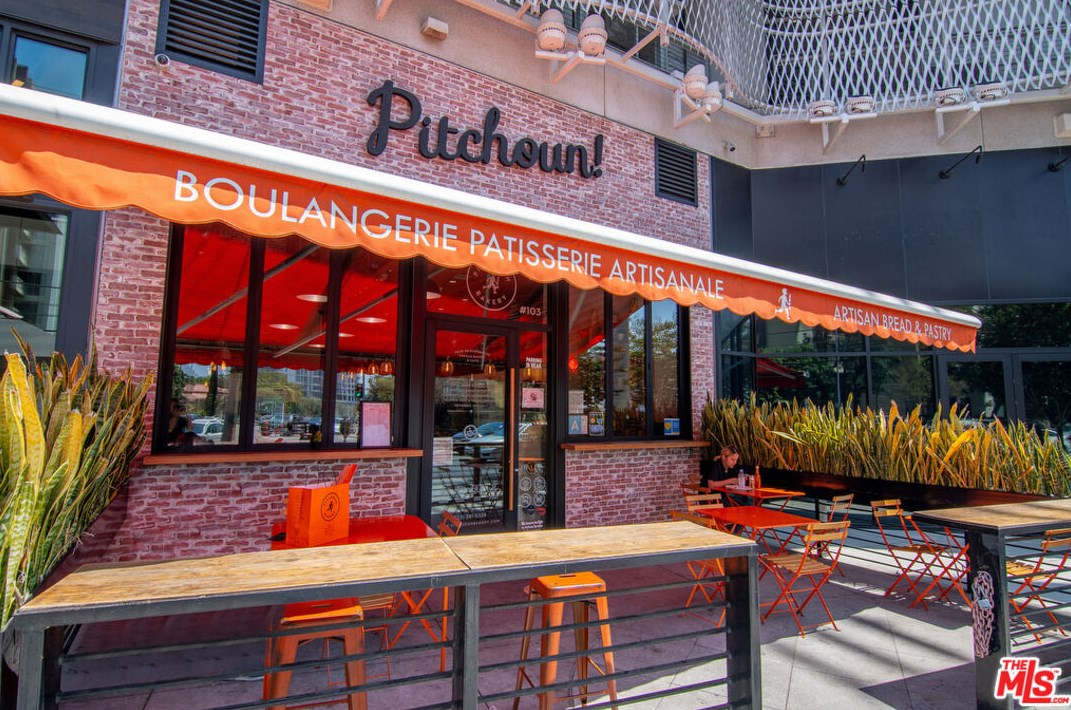 321 San Vicente Blvd, Los Angeles CA  90048-3359 exterior