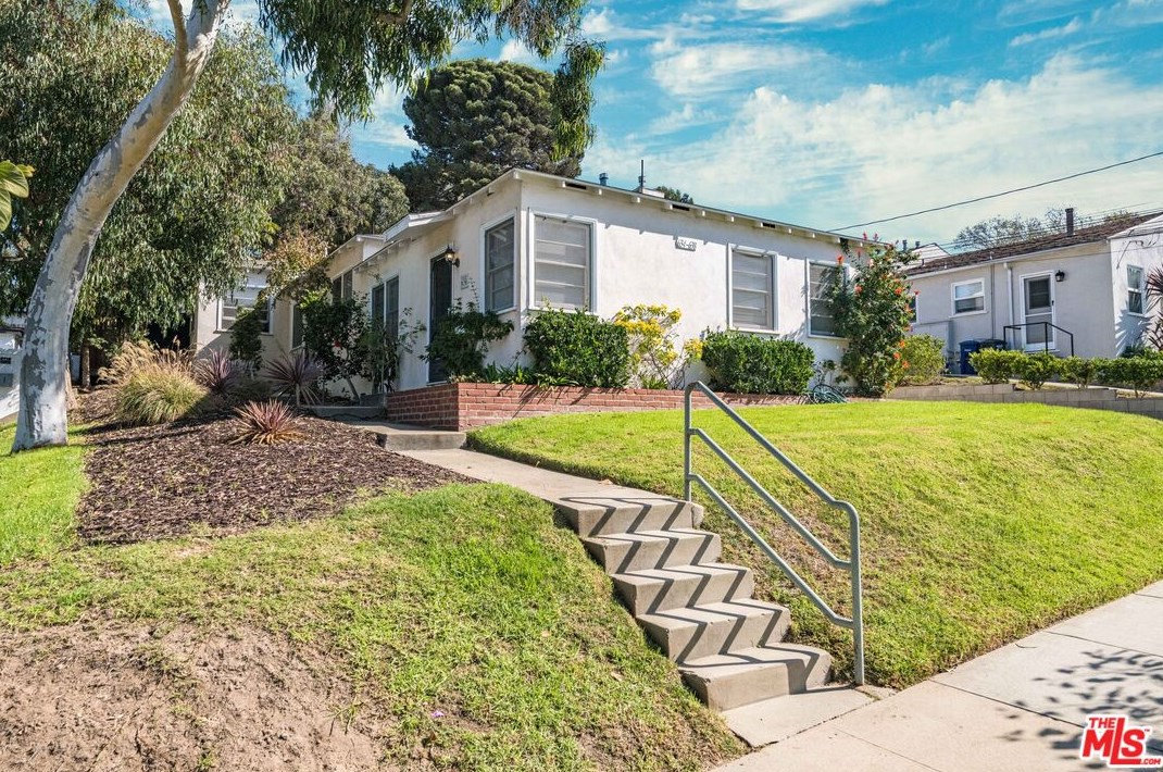 634 Sheldon St, El Segundo CA  90245-3035 exterior