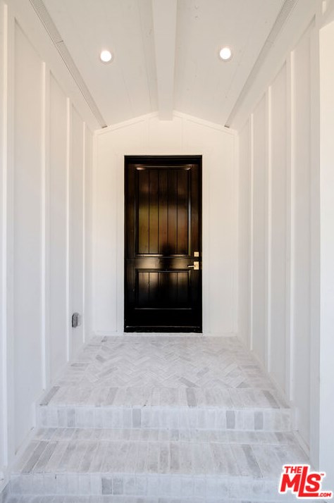 1025 Carmelina Ave, Los Angeles CA  90049-5809 exterior