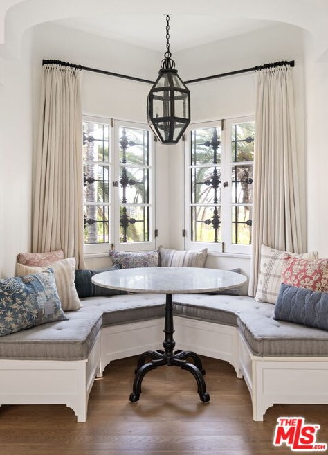 2466 Moreno Dr, Los Angeles CA  90039-2640 exterior