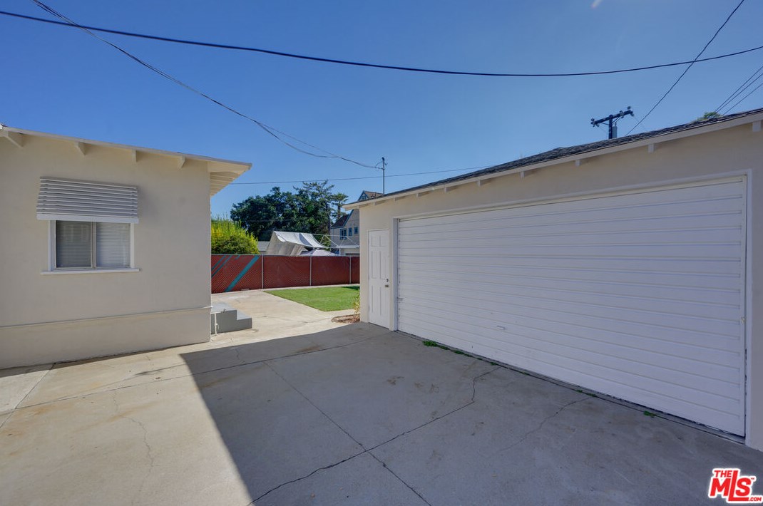 1744 Elizabeth St, Pasadena CA  91104-2763 exterior