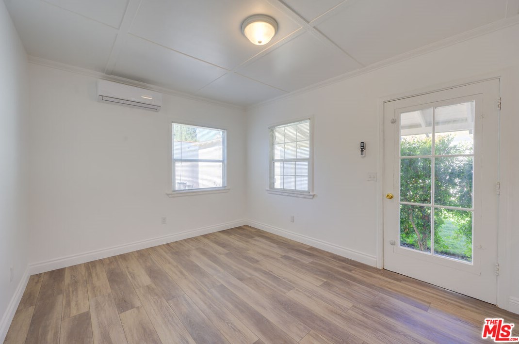 1744 Elizabeth St, Pasadena CA  91104-2763 exterior