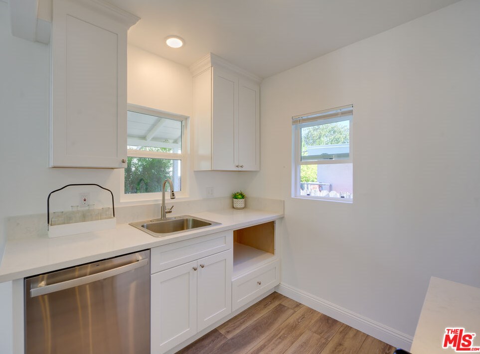 1744 Elizabeth St, Pasadena CA  91104-2763 exterior