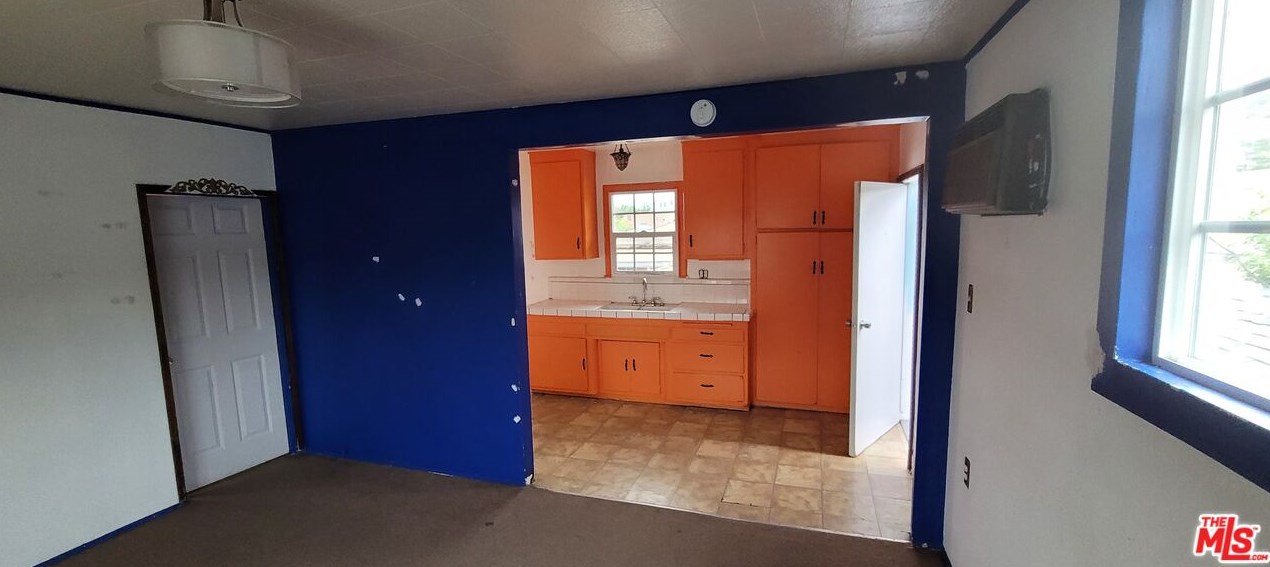 2659 Thorpe Ave, Los Angeles CA  90065-1127 exterior