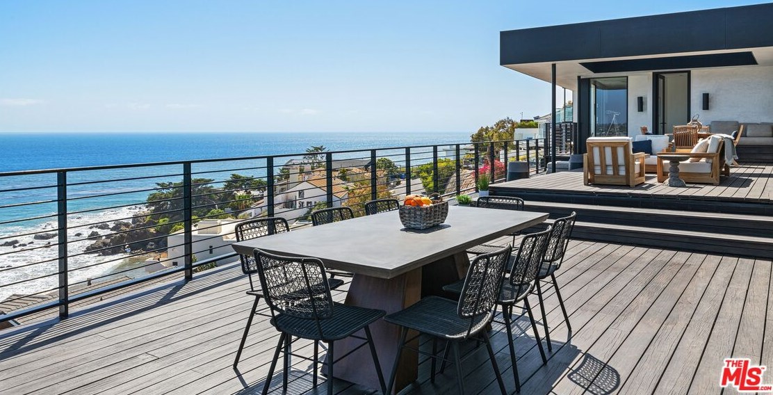 31478 Broad Bch Rd, Malibu CA  90265-2669 exterior