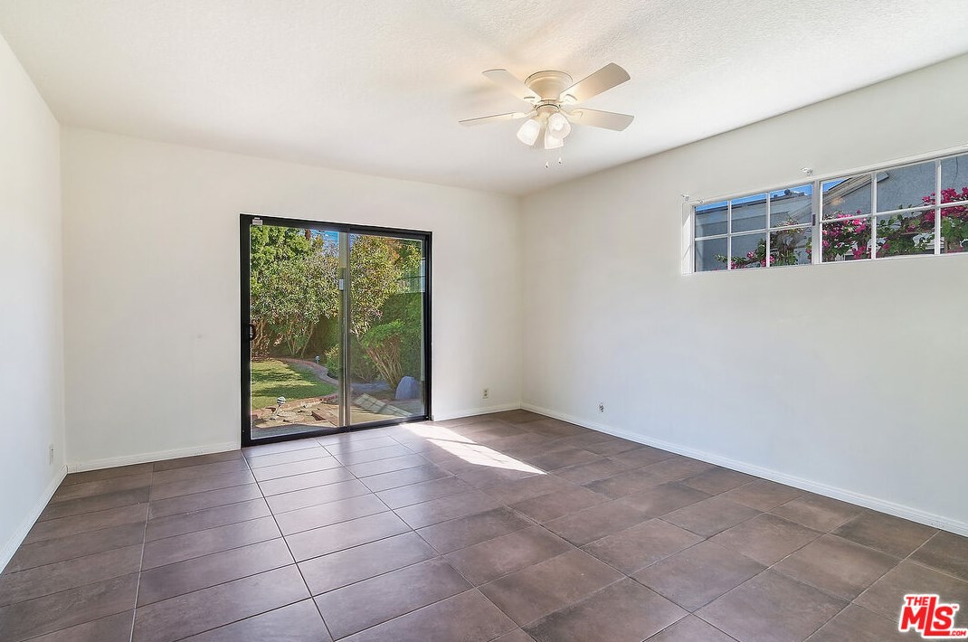 6453 Nancy St, Los Angeles CA  90045-1249 exterior