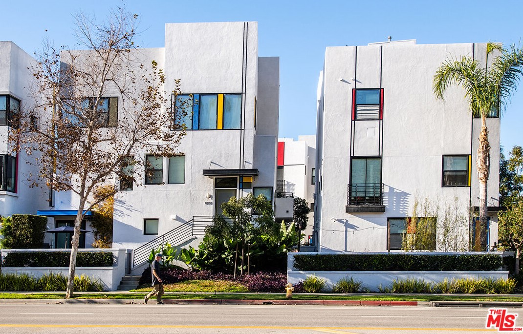 6411 Dawn Crk, Los Angeles CA  90094-2376 exterior