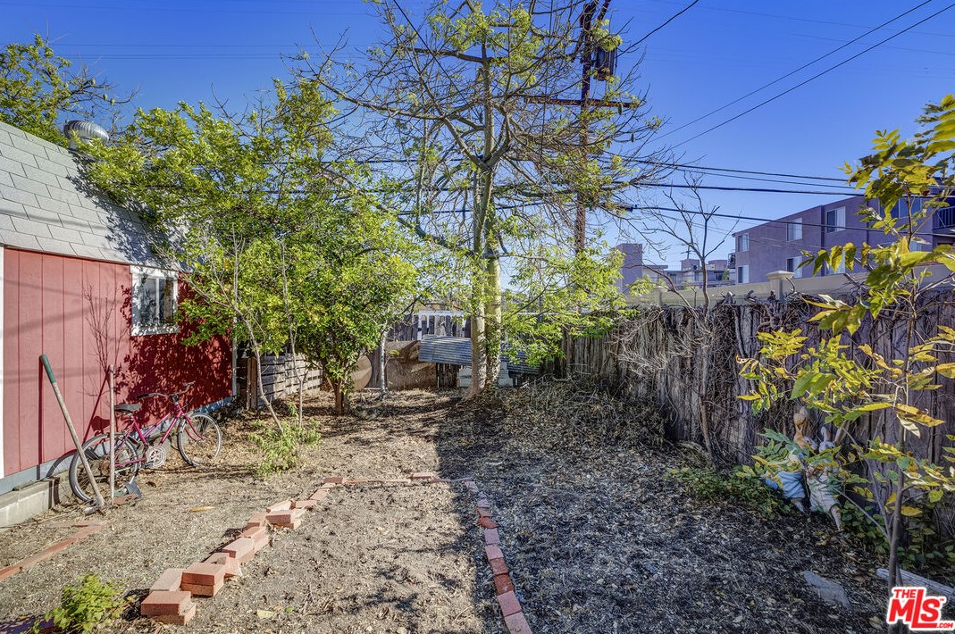 4444 Ellenwood Dr, Los Angeles CA  90041-2623 exterior