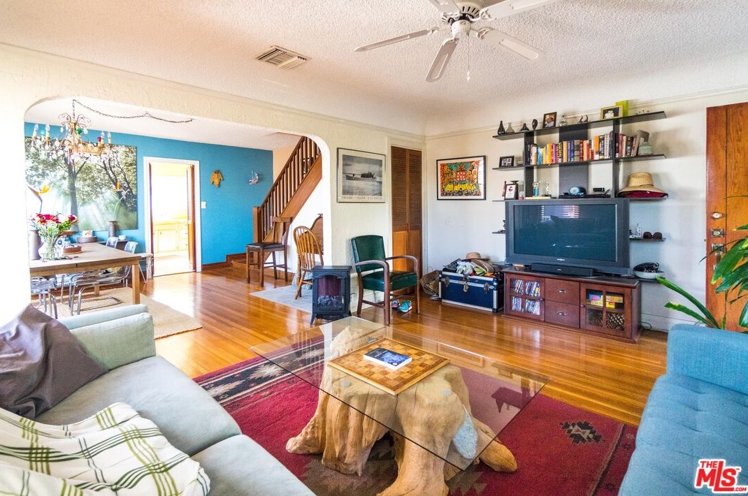 4334 Finley Ave, Los Angeles CA  90027-2812 exterior