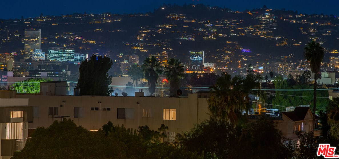 1520 Shenandoah St, Los Angeles CA  90035-4562 exterior