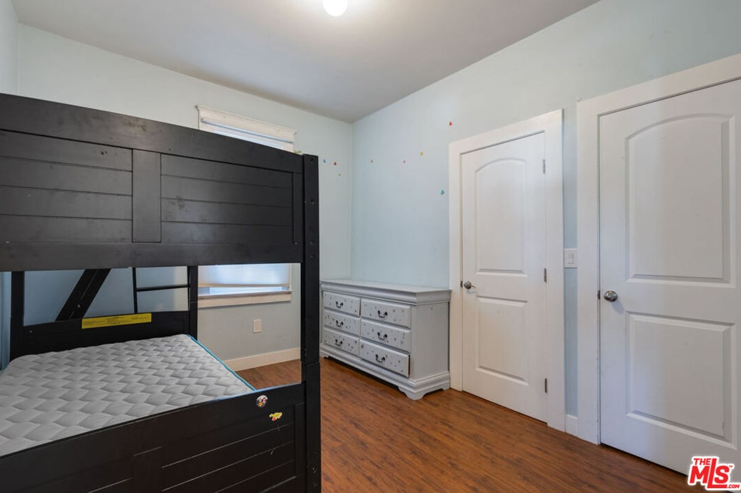 1013 52nd St, Los Angeles CA  90011-4605 exterior