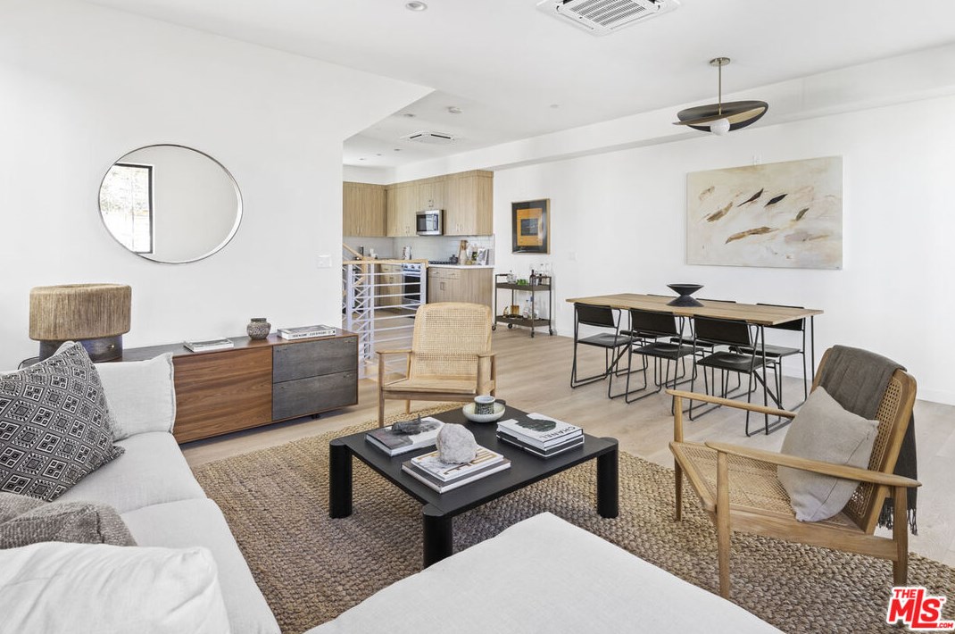 3409 Fletcher Dr, Los Angeles CA  90065-2955 exterior