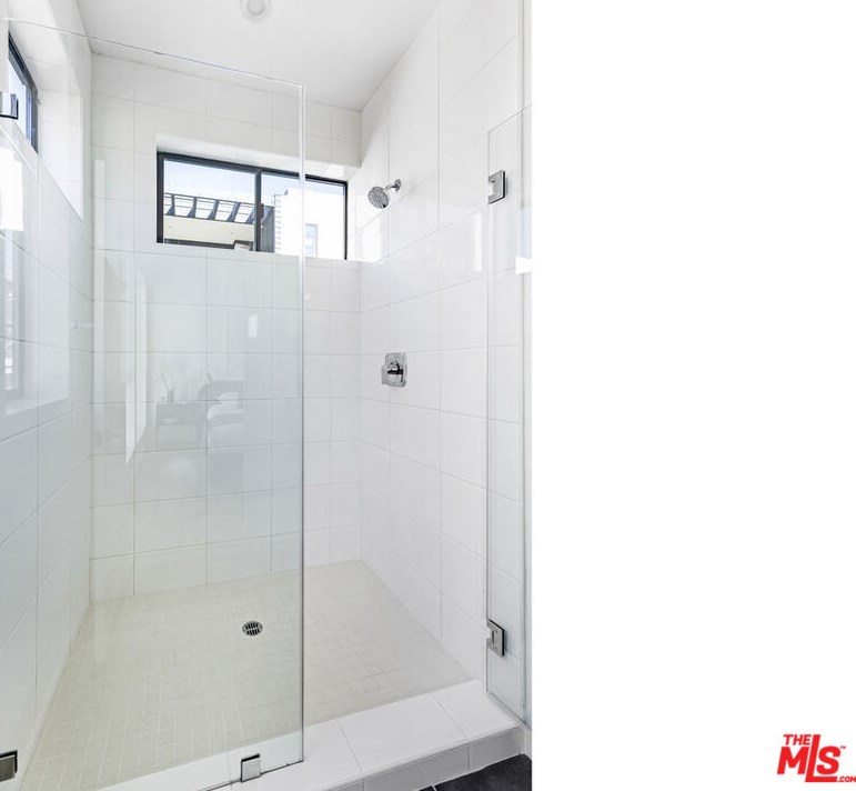 3409 Fletcher Dr, Los Angeles CA  90065-2955 exterior