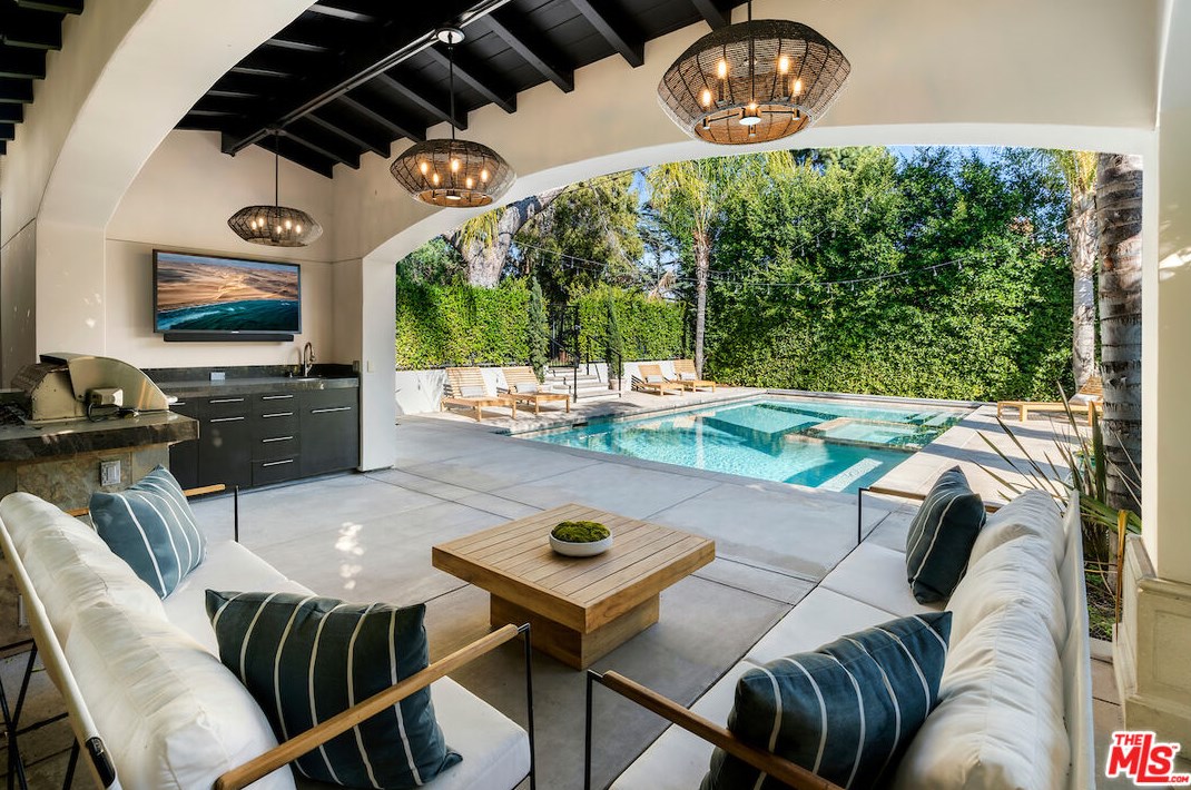 10259 Monte Mar Dr, Los Angeles CA  90064-3426 exterior