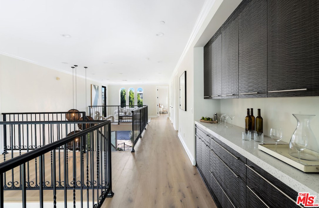 10259 Monte Mar Dr, Los Angeles CA  90064-3426 exterior