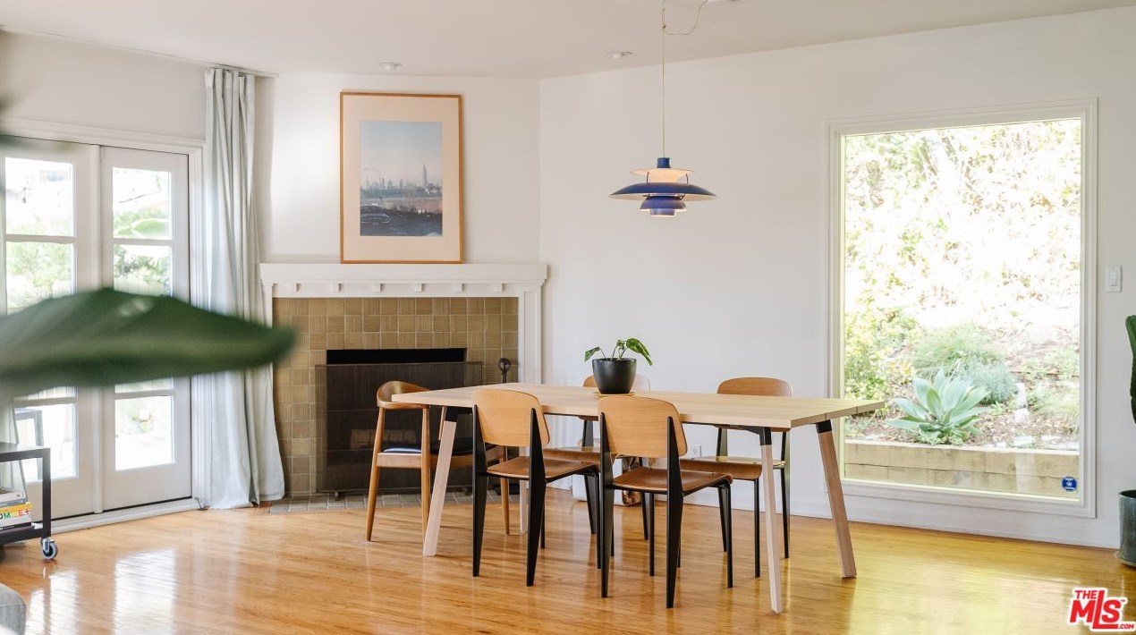 6303 Bryn Mawr Dr, Los Angeles CA  90068-2808 exterior