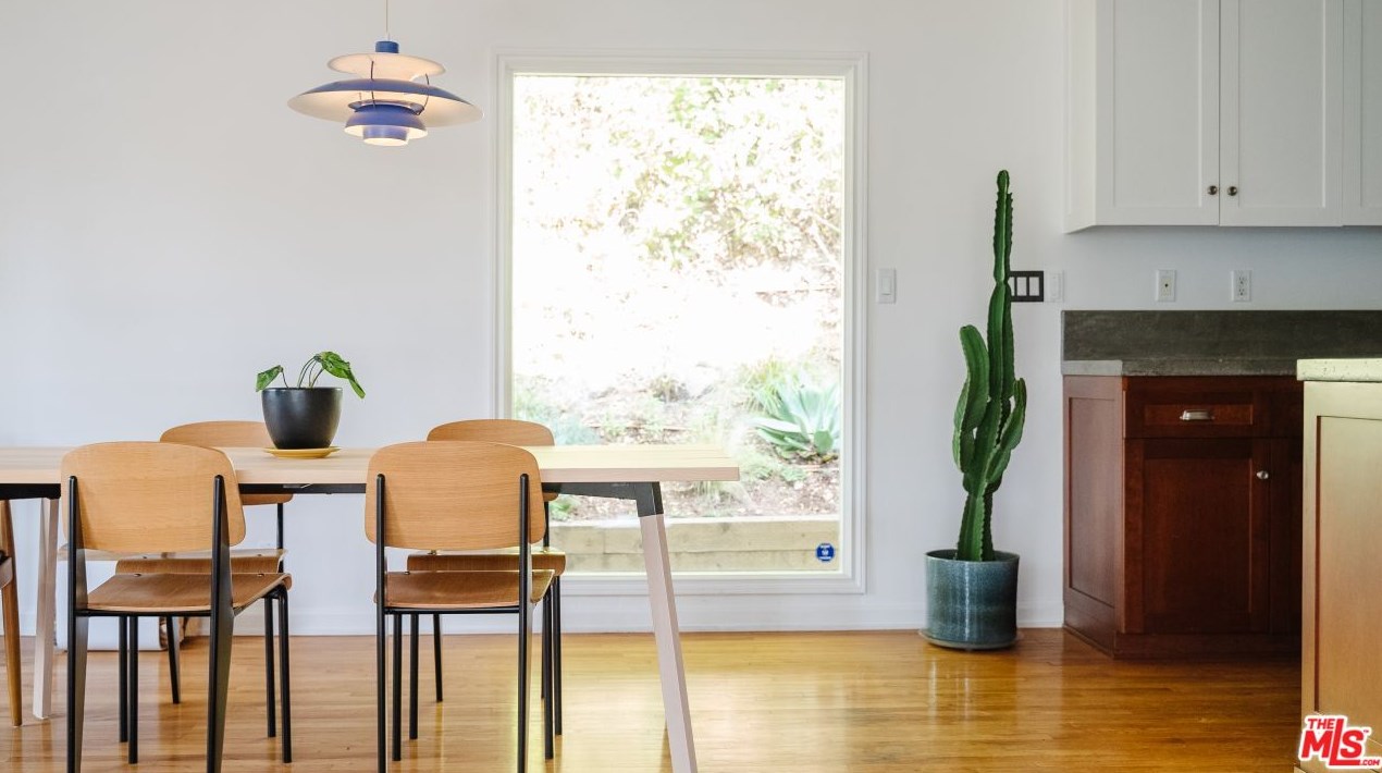 6303 Bryn Mawr Dr, Los Angeles CA  90068-2808 exterior