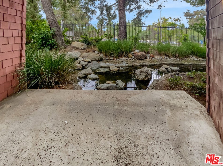 300 Prospectors Rd, Pomona CA  91765-1546 exterior