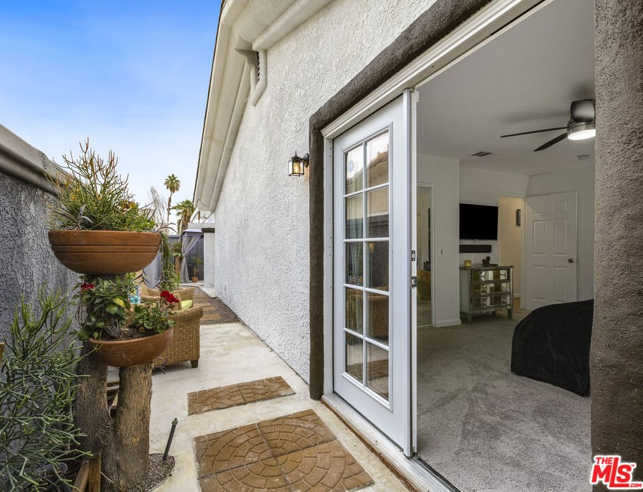 69100 San Helena Ave, Cathedral City CA  92234-3241 exterior