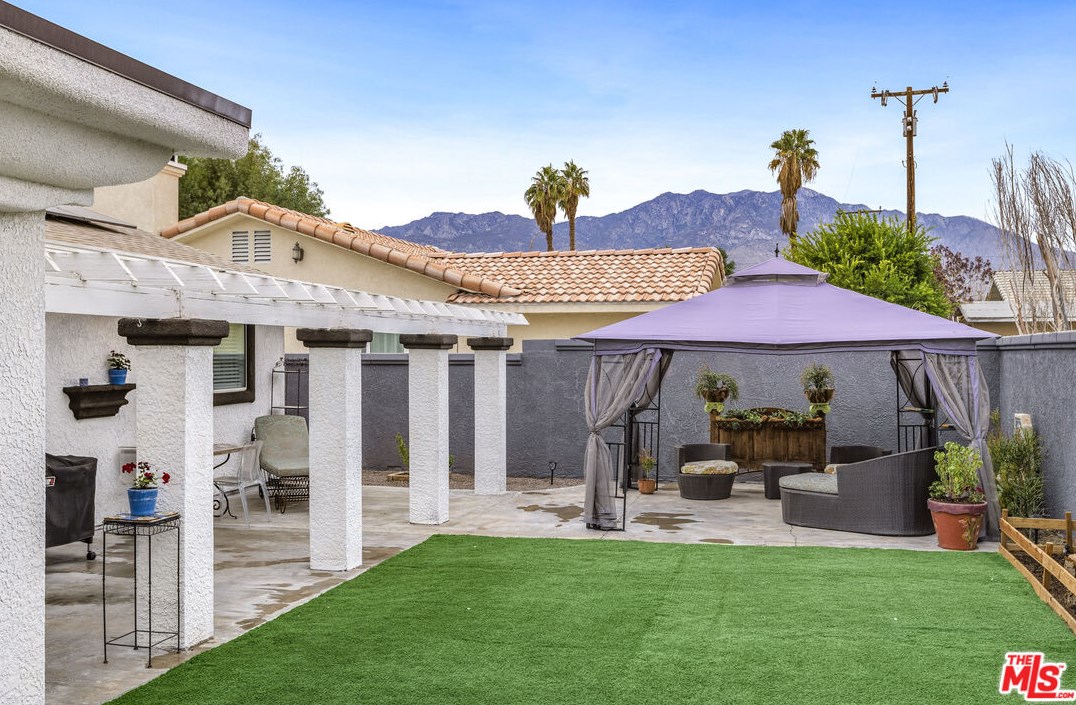 69100 San Helena Ave, Cathedral City CA  92234-3241 exterior