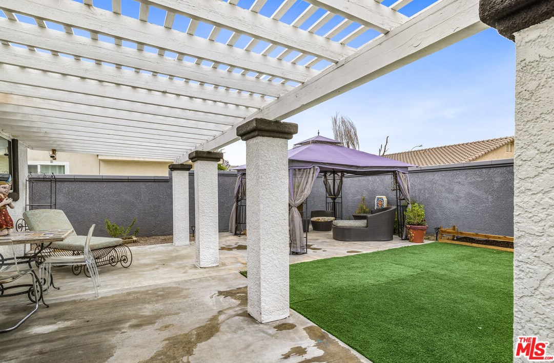 69100 San Helena Ave, Cathedral City CA  92234-3241 exterior