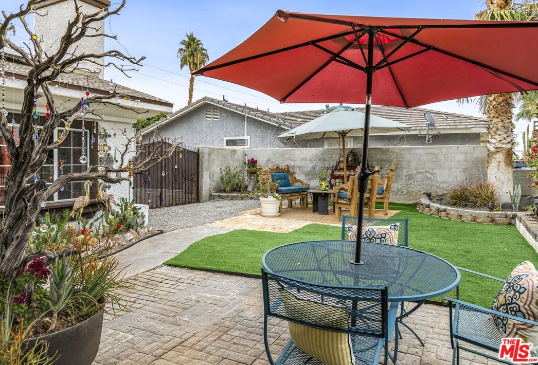 69100 San Helena Ave, Cathedral City CA  92234-3241 exterior