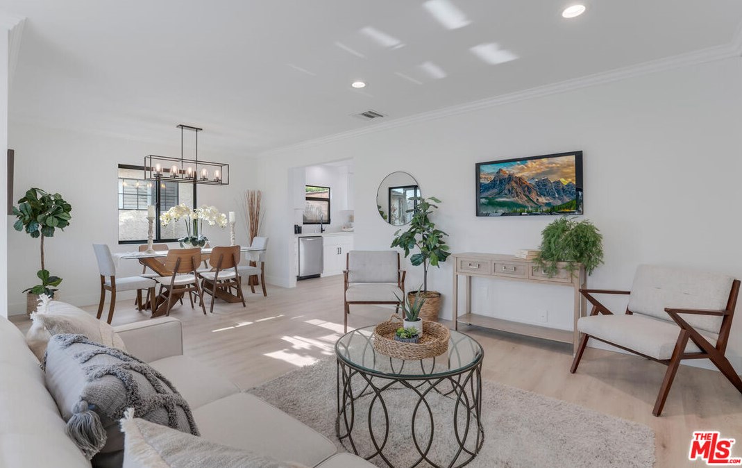 11427 Segrell Way, Los Angeles CA  90230-5357 exterior