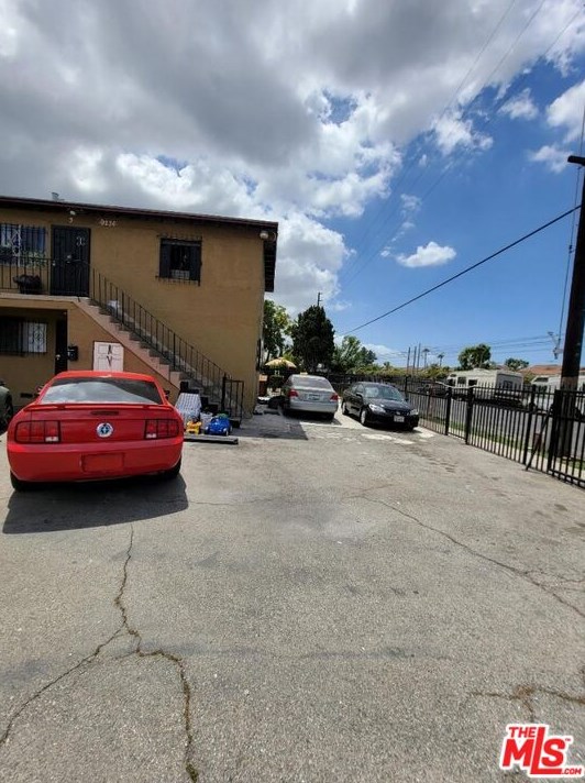 9234 Graham Ave, Los Angeles CA  90002-2919 exterior