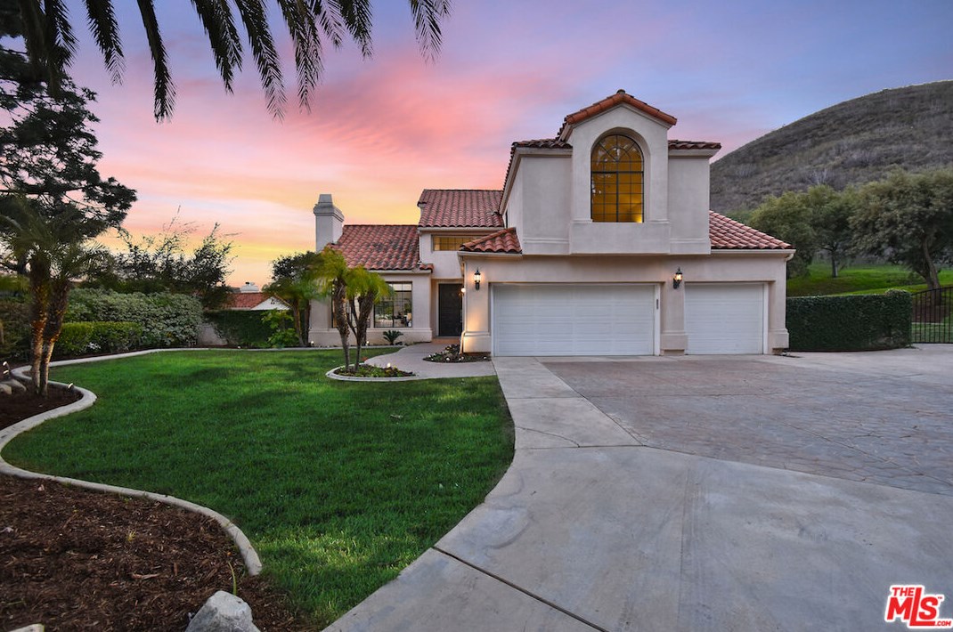 5558 Spring Hill Ct, Thousand Oaks CA  91362-5429 exterior