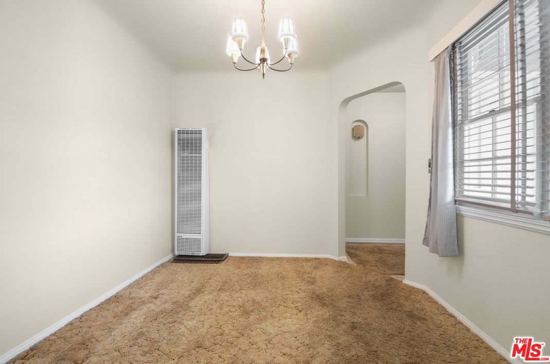 7917 Glider Ave, Los Angeles CA  90045-3049 exterior