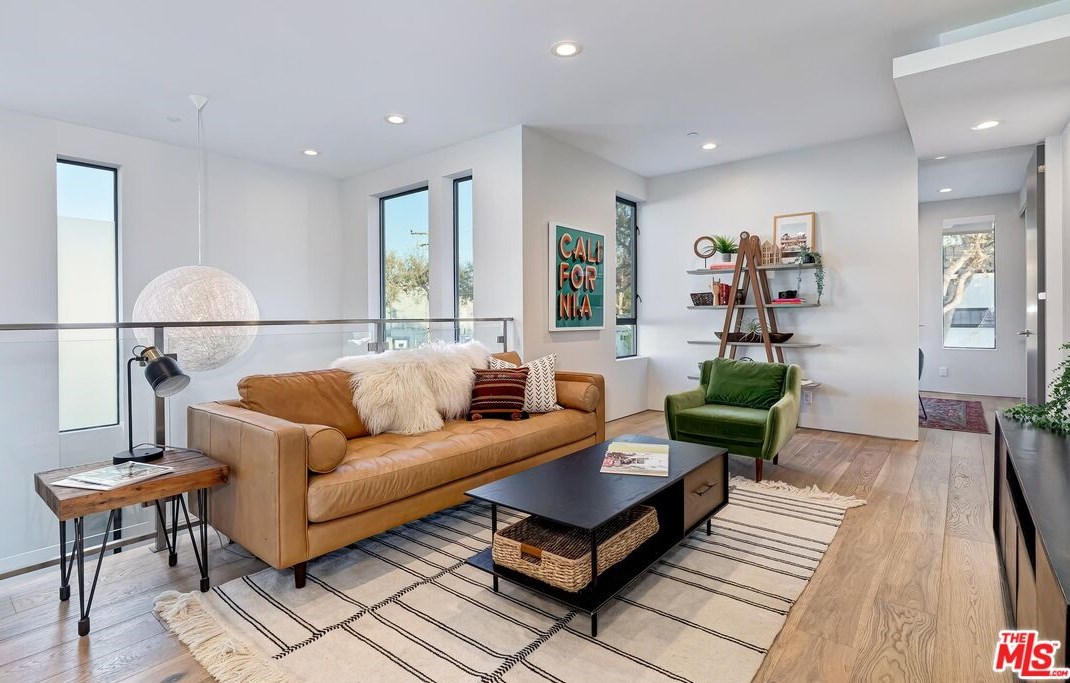 8899 Hubbard St, Los Angeles CA  90232-2401 exterior