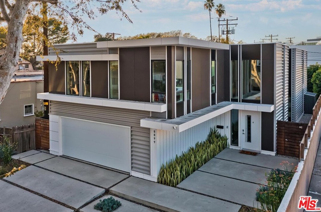 8899 Hubbard St, Los Angeles CA  90232-2401 exterior